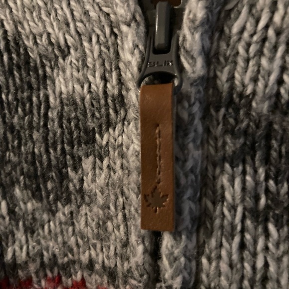 Canada Sweater Zip Up Sweater Moose and Maple Leaf Fall or Winter Sweater 3T - Picture 5 of 6